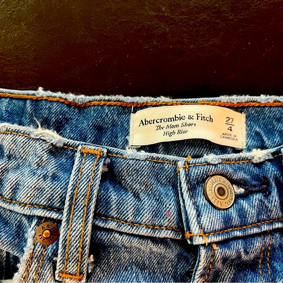 Abercrombie & Fitch Mom Shorts - Curve Love - Picture 4 of 4